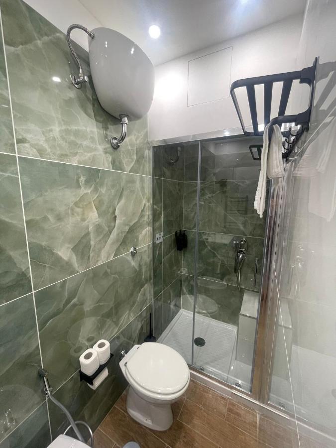 Toledo Aragon Bed & Breakfast เนเปิลส์ ภายนอก รูปภาพ